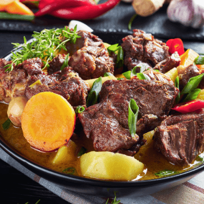 CURRY GOAT